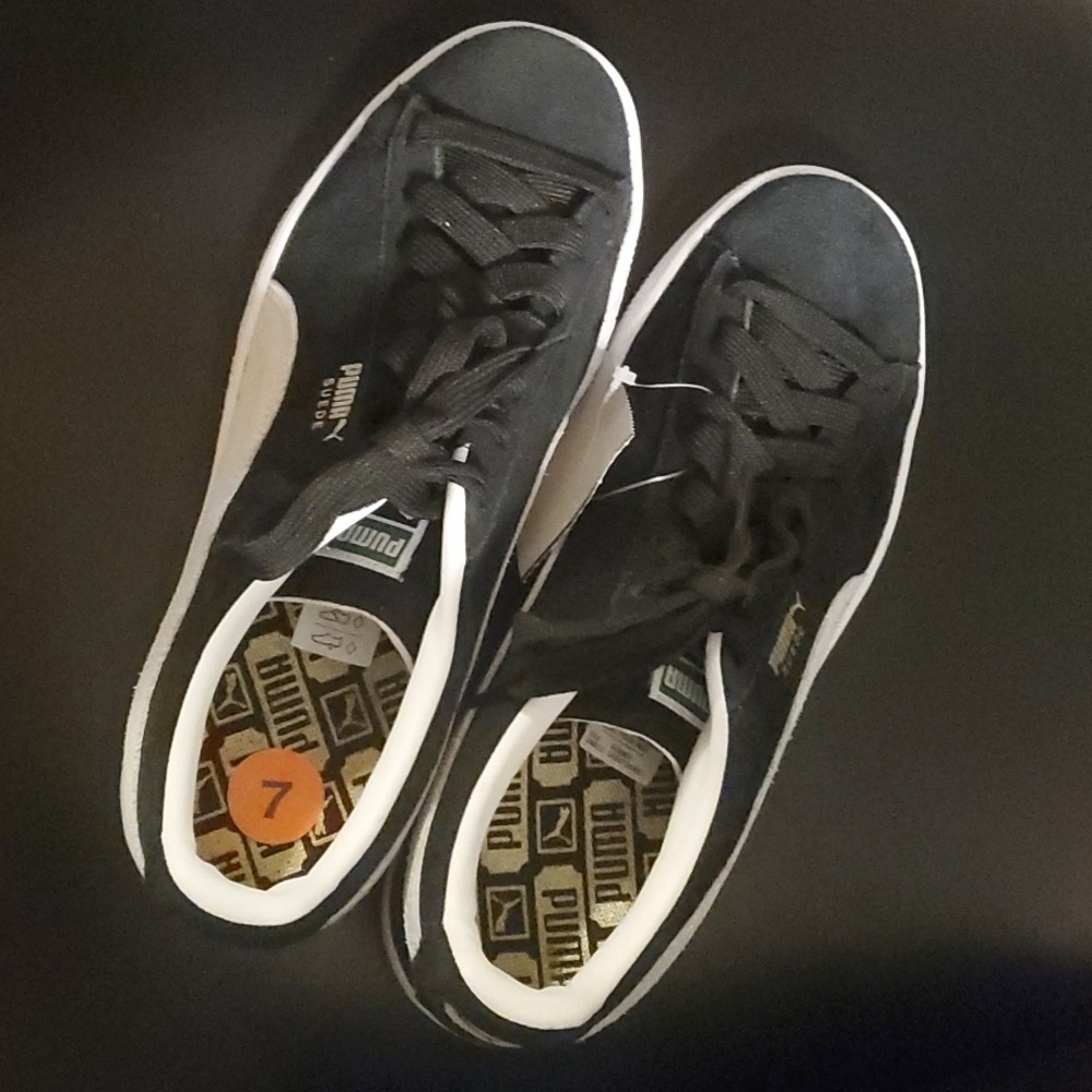 Puma Sneakers Boys Kids Size 7 Black Gray Side Stripe Suede Low Top sk8 cool